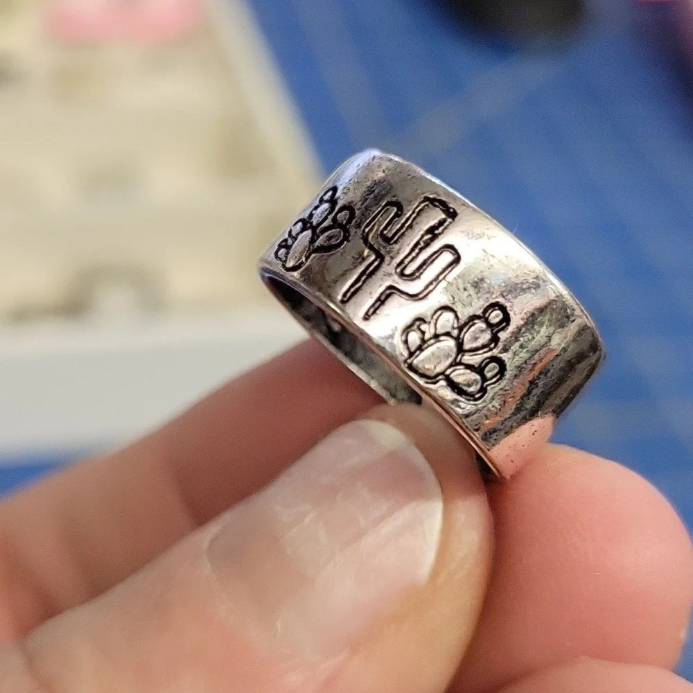 Cactus Wide Band Ring Size 7 - Picture 5 of 5